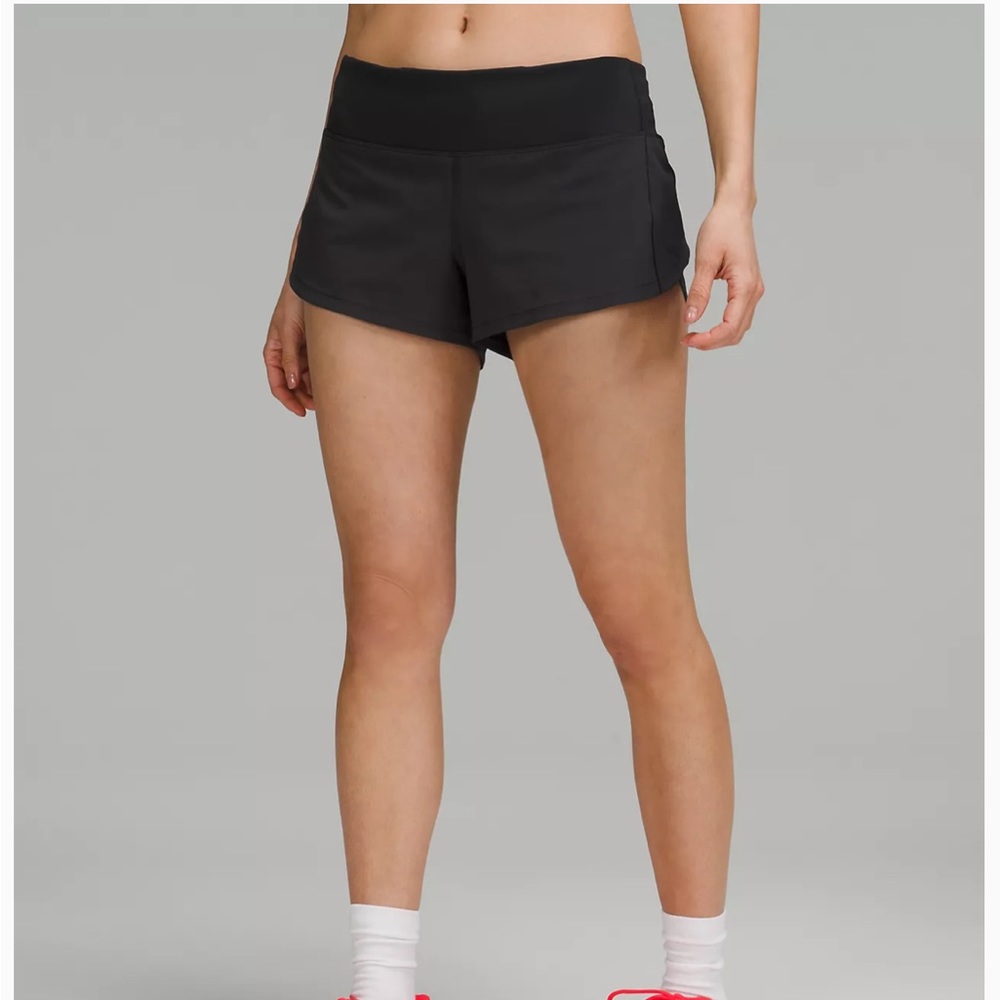 Lululemon Speed Up Low-Rise Lined Short